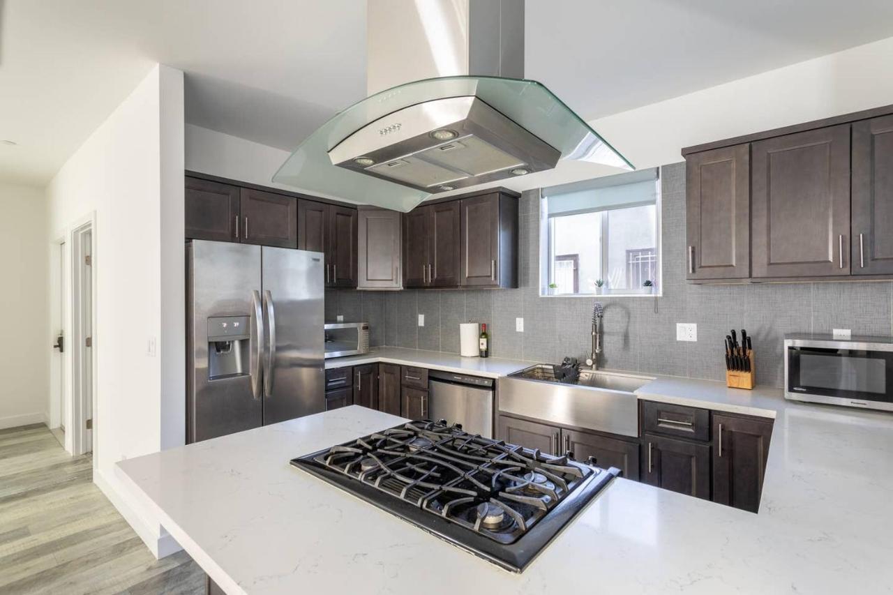 Casa de férias Cheerful 4br With Parking In East Hollywood