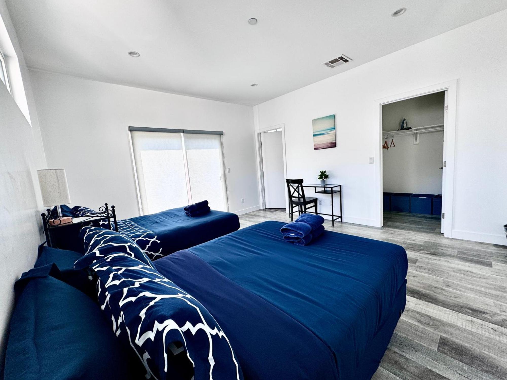Cheerful 4br With Parking In East Hollywood Casa de férias Los Angeles